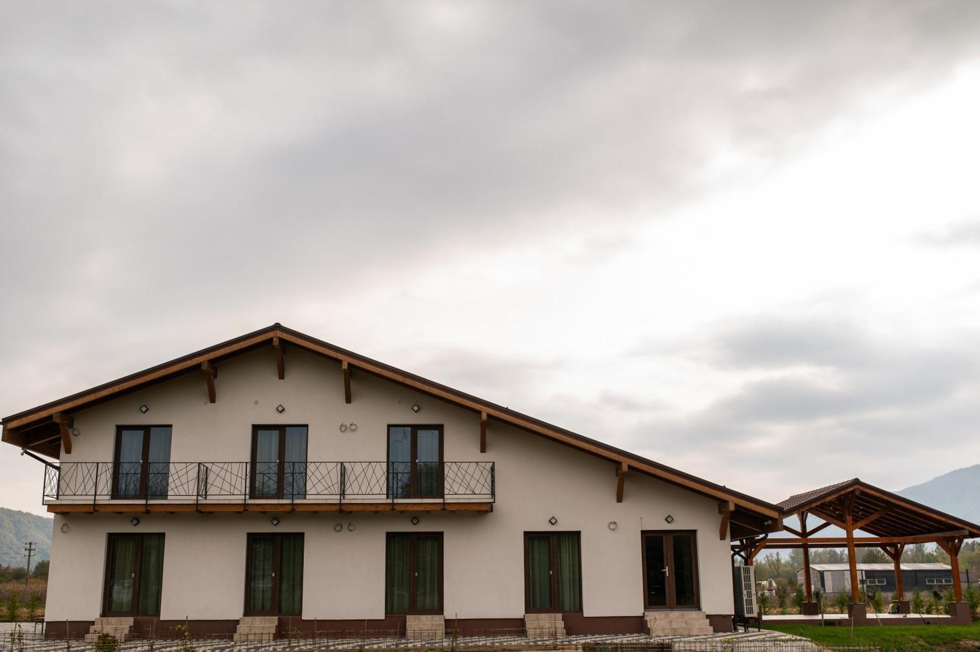 Pensiunea Subcarpati Calimanesti Exterior foto